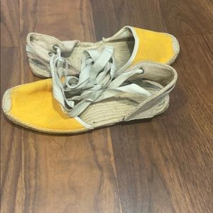 Soludos wrap sandles